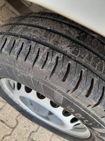 Banden crafter als nieuw 235 65 16 beschikbaar voor biedingen