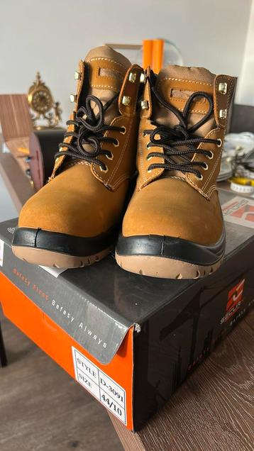 Veiligheidschoenen Nieuw!!! Maat 44 beschikbaar voor biedingen