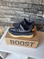 Adidas yeezy boost 350 V2 Carbon, Kleding | Heren, Schoenen, Ophalen of Verzenden, Zo goed als nieuw