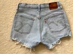 Dames blauw short jeans van merk Levis 501, maat 27., Kleding | Dames, Spijkerbroeken en Jeans, Levi's, Blauw, Ophalen of Verzenden