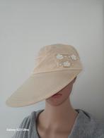 De zonnehoed is nieuw en heel handig, Ophalen of Verzenden, Nieuw, One size fits all, Hoed