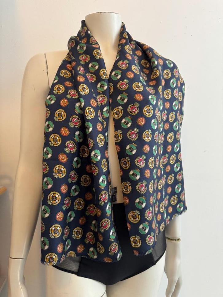 Eduard Pelger zijden shawl 140 x 30 cm, Kleding | Dames, Mutsen, Sjaals en Handschoenen, Zo goed als nieuw, Sjaal, Maat 46/48 (XL) of groter