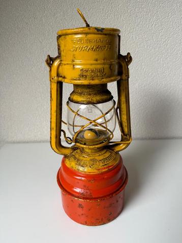 Vintage Feuerhand 276 stormlamp (wegwerkersuitvoering) beschikbaar voor biedingen