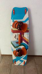 Kiteboard NOBIL T5, Watersport en Boten, Kitesurfen, Twintip, Ophalen of Verzenden, Zo goed als nieuw, 4 m² of minder
