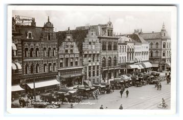 Groningen, Markt met oude Geveltjes beschikbaar voor biedingen