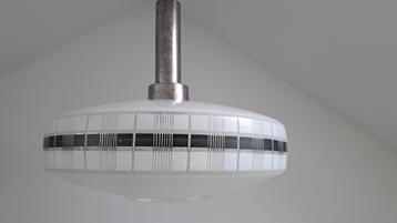 Vintage glazen art deco design hanglamp. beschikbaar voor biedingen