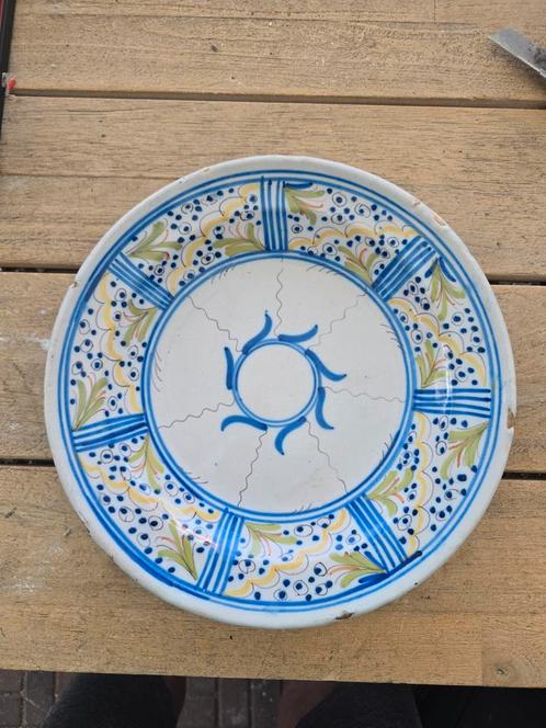 Majolica Aardewerk Bord - 31cm, Antiek en Kunst, Antiek | Keramiek en Aardewerk, Ophalen of Verzenden