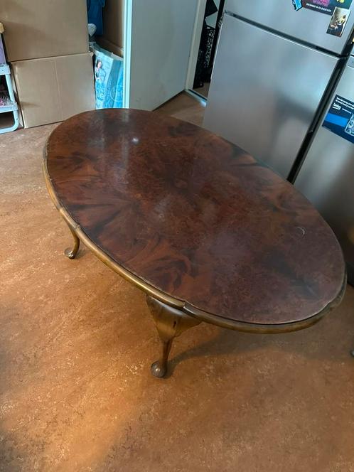Salontafel ovaal – klassiek ontwerp met sierlijke details, Antiek en Kunst, Antiek | Meubels | Tafels, Ophalen
