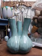 tulpenvaas / vaas, Aardewerk of Porselein, Ophalen of Verzenden, Zo goed als nieuw, Minder dan 50 cm