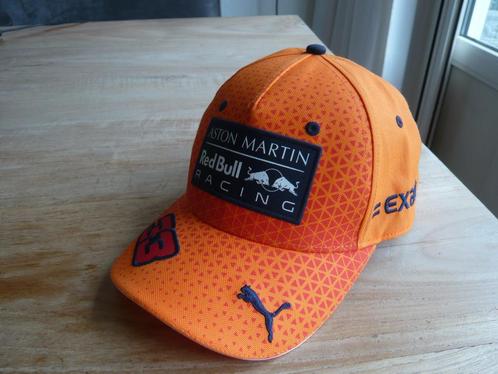 Red Bull Racing cap Aston Martin, Verzamelen, Automerken, Motoren en Formule 1, Zo goed als nieuw, Formule 1, Ophalen of Verzenden