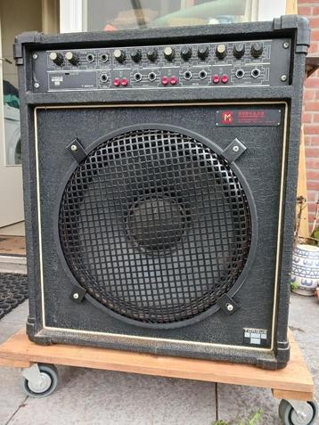 Torque T100K versterker beschikbaar voor biedingen