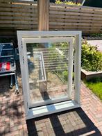 Hardhouten kozijn draairaam, Doe-het-zelf en Verbouw, Kozijnen en Schuifpuien, Raamkozijn, Zo goed als nieuw, Hout, Ophalen