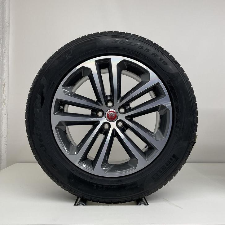 Jaguar NIEUWE 19 inch F Pace velgen + winterbanden, Auto-onderdelen, Banden en Velgen, Banden en Velgen, Winterbanden, 19 inch