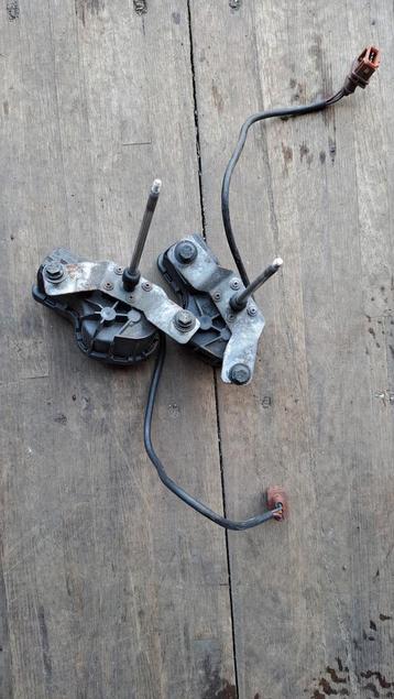 Set koplampwisser motoren Volvo S70/V70/C70 beschikbaar voor biedingen