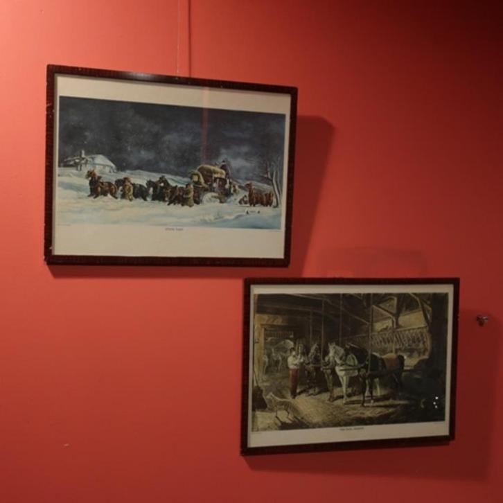Afbeeldingen paarden koetsen in hout lijst 54 x 40,5 SETPRYS, Huis en Inrichting, Woonaccessoires | Schilderijen, Tekeningen en Foto's