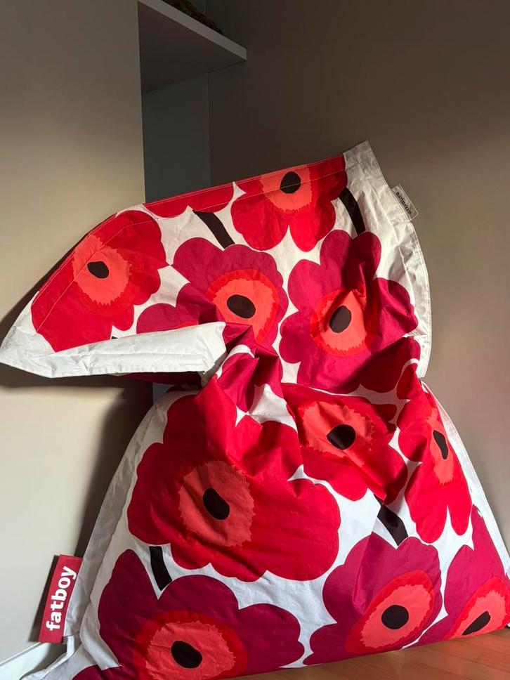 Fatboy / Zitzak Marimekko - Unikko print, Huis en Inrichting, Zitzakken, Zo goed als nieuw, Zitzak, Roze, Ophalen
