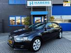 Audi A4 Avant 1.8 TFSI Business Edition 170PK|Face Lift|Orig, Stof, Gebruikt, 4 cilinders, 1505 kg