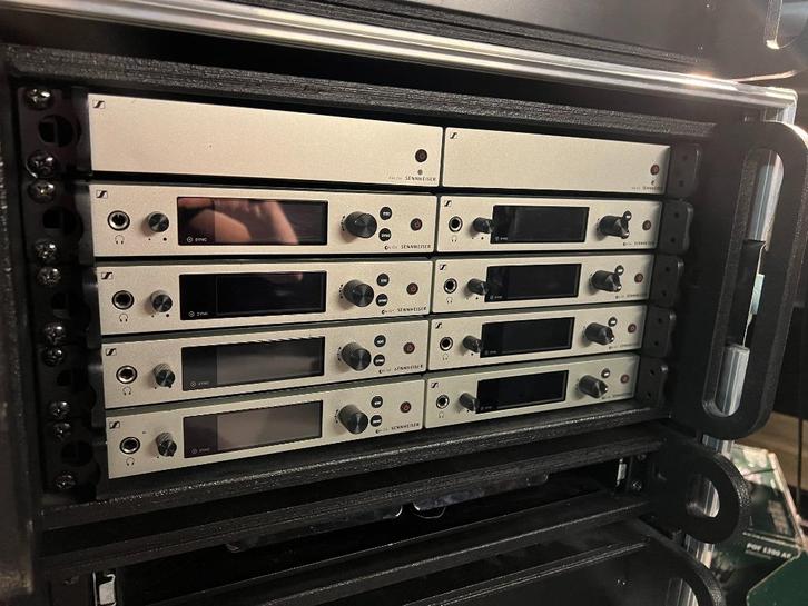 Sennheiser EW300/500 Zenderrack (professioneel), Muziek en Instrumenten, Microfoons, Zo goed als nieuw, Overige typen, Draadloos