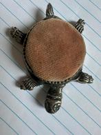 Antiek verzilverde naaldenkussen, Antiek en Kunst, Antiek | Goud en Zilver, Ophalen of Verzenden, Zilver