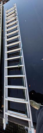 Gebruikte ladder van het merk solide, voor onderdelen, Doe-het-zelf en Verbouw, Ladders en Trappen, Ophalen, Gebruikt, Ladder