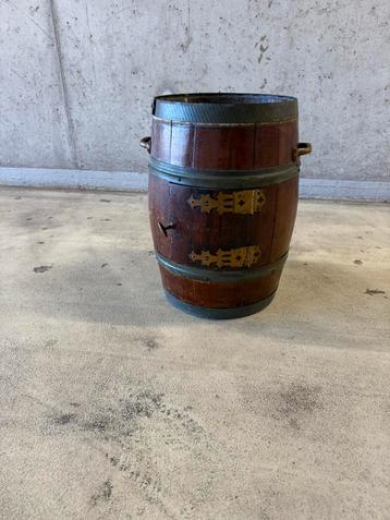 Eikenhouten Drankkast Minibar in Vatvorm Mancave beschikbaar voor biedingen