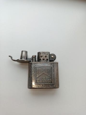 Marlboro aansteker beschikbaar voor biedingen