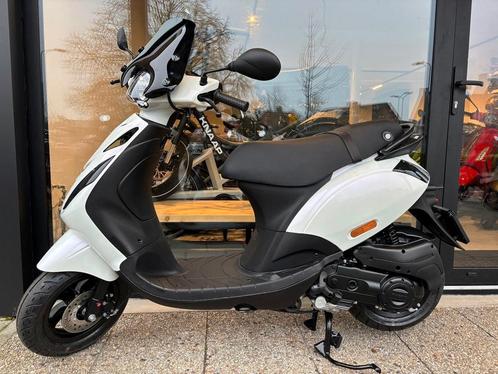 Piaggio Zip 4T SP | Amethyst Purple | Custom | AKTIE AKTIE, Fietsen en Brommers, Scooters | Piaggio, Nieuw, Zip, Benzine, Ophalen of Verzenden
