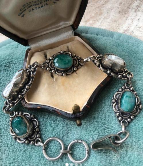 Oude armband  Parels Groene Smaragd Zilver Ingezet 1965, Sieraden, Tassen en Uiterlijk, Armbanden, Nieuw, Zilver, Ophalen of Verzenden