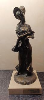Antiek beeld vrouw brons bronze graniet marmer, Ophalen of Verzenden