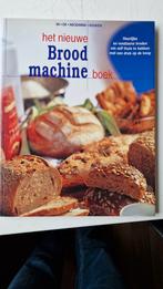 M. Lambert - Het nieuwe brood machine boek, Boeken, Ophalen of Verzenden, Zo goed als nieuw, M. Lambert