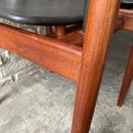 4X vintage scandinavian high back dining chairs, Ophalen, Gebruikt, Bruin, Vintage