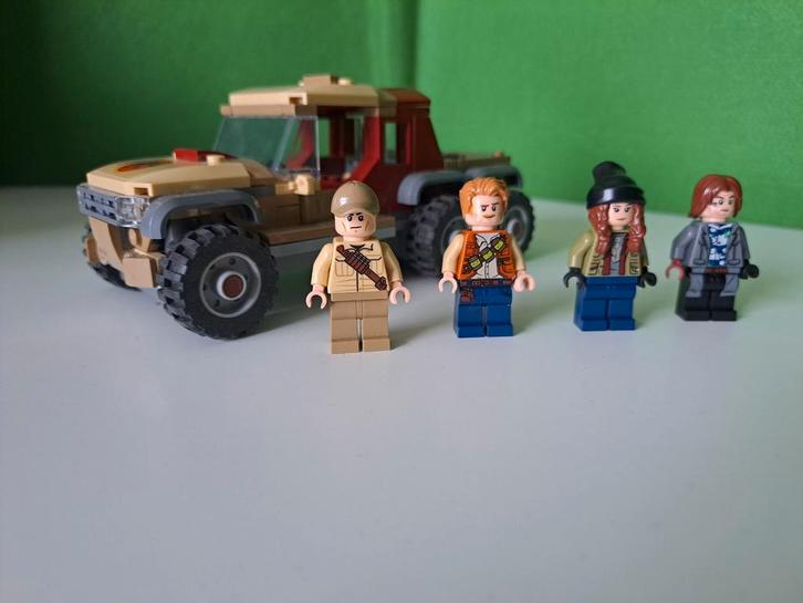Lego Jurassic World truck, Kinderen en Baby's, Speelgoed | Duplo en Lego, Zo goed als nieuw, Ophalen of Verzenden