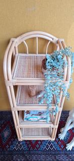 Vintage rotan manou schappen kastje, handdoeken rekje, Huis en Inrichting, Gebruikt, Vintage, Ophalen of Verzenden, Nvt
