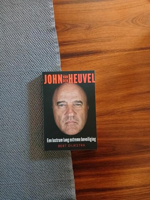 Dijkstra- John van den Heuvel, gesigneerd, Boeken, Biografieën, Nieuw, Politiek, Ophalen of Verzenden