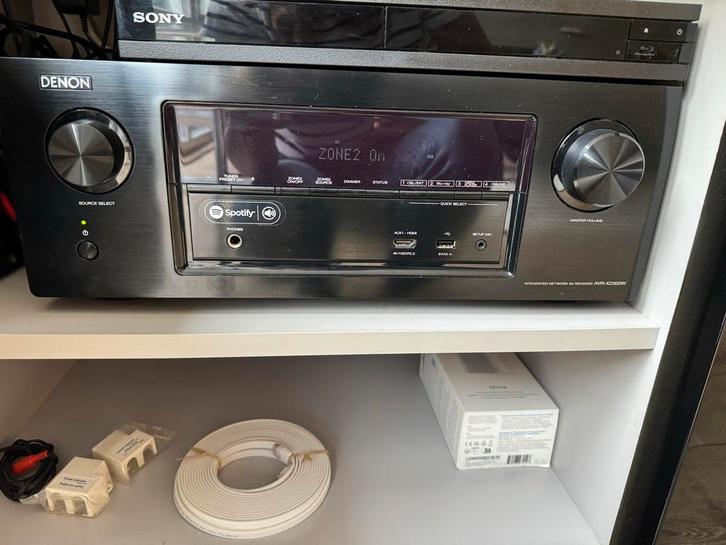 Denon AVR-X2300W Receiver + 5 Luidsprekers, Audio, Tv en Foto, Home Cinema-sets, Gebruikt, 5.1-systeem, Overige merken, Ophalen of Verzenden