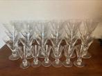 Compleet oud glasservies, 24 (4x6) geslepen glaasjes, Overige typen, Gebruikt, Ophalen of Verzenden