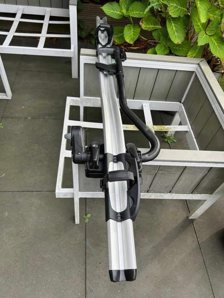 Te koop: BMW Thule ProRide Fietsendrager, Auto diversen, Fietsendragers, Zo goed als nieuw, Dakdrager, 1 fiets, Brede banden, Ophalen