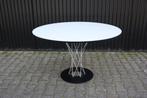 Vitra eettafel Isamu Noguchi, Huis en Inrichting, Tafels | Eettafels, 100 tot 150 cm, 100 tot 150 cm, Rond, Vitra