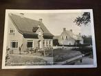 Schoonrewoerd Boerenleenbank en landbouwschool ca.1958   154, Verzamelen, Ansichtkaarten | Nederland, Ophalen of Verzenden, 1940 tot 1960