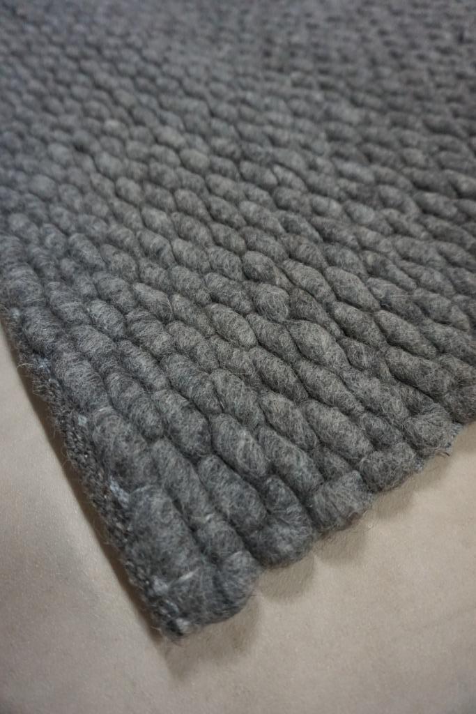 Vloerkleed Pronto Wonen Antraciet Wol Handgeweven 170x240, Huis en Inrichting, Stoffering | Tapijten en Kleden, Nieuw, 150 tot 200 cm