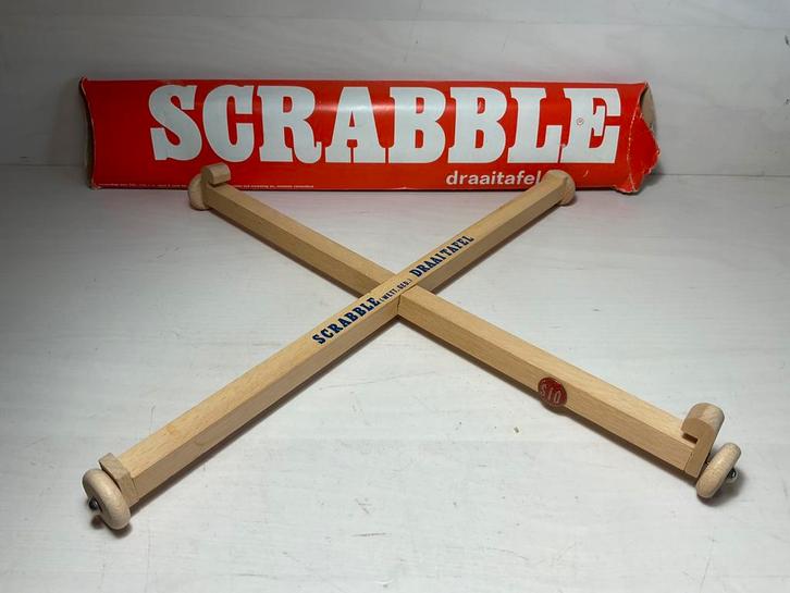 Scrabble Houten draaitafel in originele doos, Hobby en Vrije tijd, Gezelschapsspellen | Bordspellen, Gebruikt, Ophalen of Verzenden