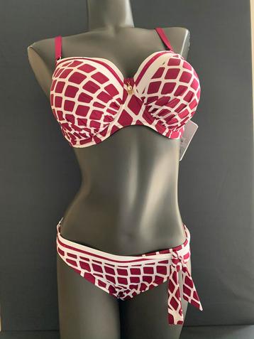 Opera bikini maat 42g model diamond 61103 beschikbaar voor biedingen
