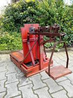 Antieke bascule, Ophalen