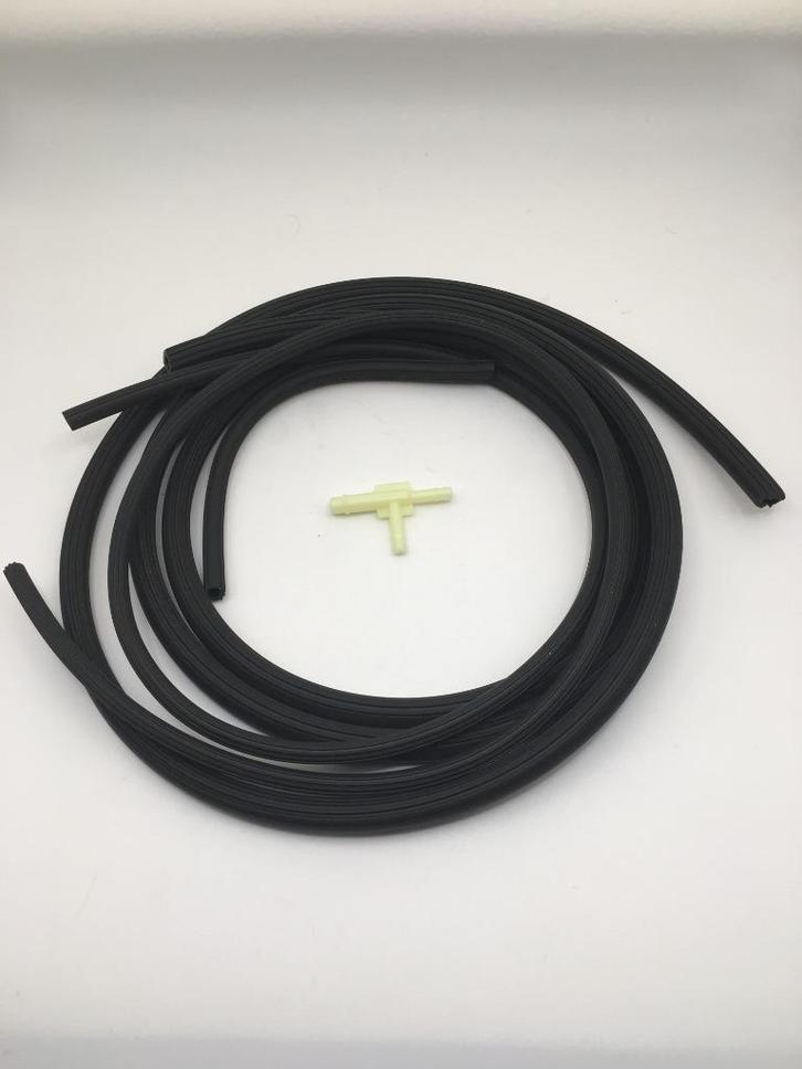 Te koop ruitenwisservloeistof slangen set Dodge w200 d200, Auto diversen, Overige Auto diversen, Ophalen of Verzenden