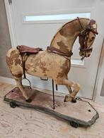 Antiek Trekpaard op Wielen, gemaakt van echt paarden haar., Ophalen