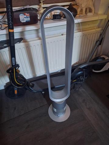 Dyson Ventilator met Afstandsbediening beschikbaar voor biedingen