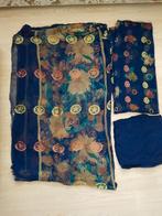 Blauw stoff van indiase Marokkaanse pak 3 delige, Hobby en Vrije tijd, Stoffen en Lappen, Blauw, Ophalen of Verzenden, 30 tot 120 cm