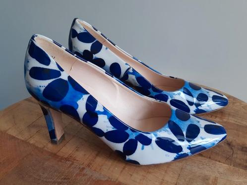 Peter Kaiser Tosca Notte Smith Pumps Kobaltblauw / Wit, Kleding | Dames, Schoenen, Pumps, Blauw, Ophalen of Verzenden