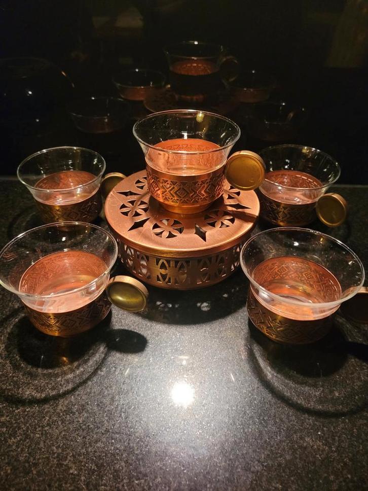 Vintage theeservies met warmhouder, Huis en Inrichting, Keuken | Servies, Gebruikt, Kop(pen) en/of Schotel(s), Overige stijlen