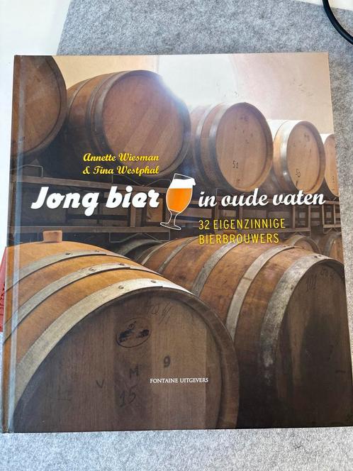 Jong Bier in Oude Vaten - Bierbrouwers Kookboek, Verzamelen, Biermerken, Zo goed als nieuw, Overige typen, Ophalen of Verzenden